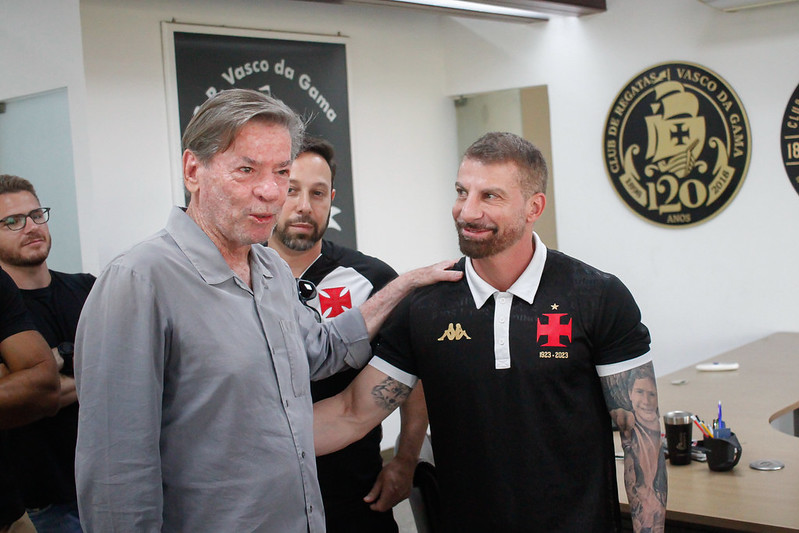 Pedrinho, presidente do Vasco, é alvo de críticas da torcida nas redes sociais — Foto: Matheus Lima/Vasco