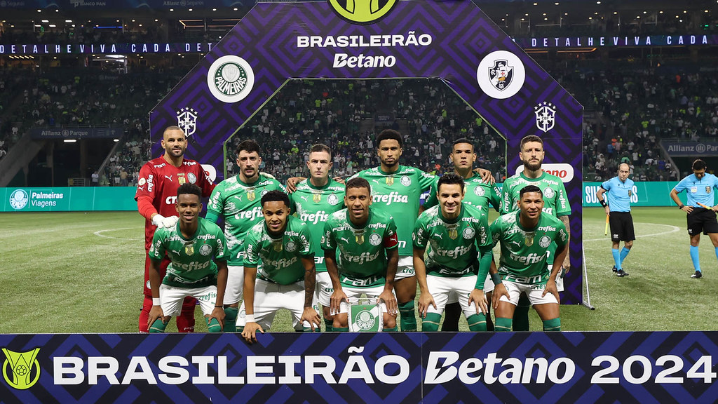Palmeiras renova o contrato de lateral titular e goleiro — Foto: Cesar Greco/Palmeiras