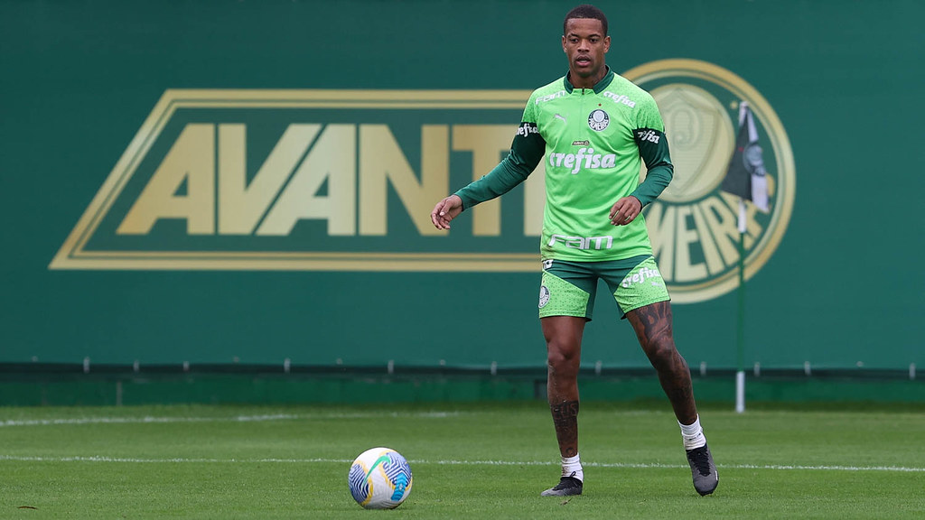 Defesa de Caio Paulista, lateral do Palmeiras, nega novas acusações da ex-mulher — Foto: Cesar Greco/Palmeiras