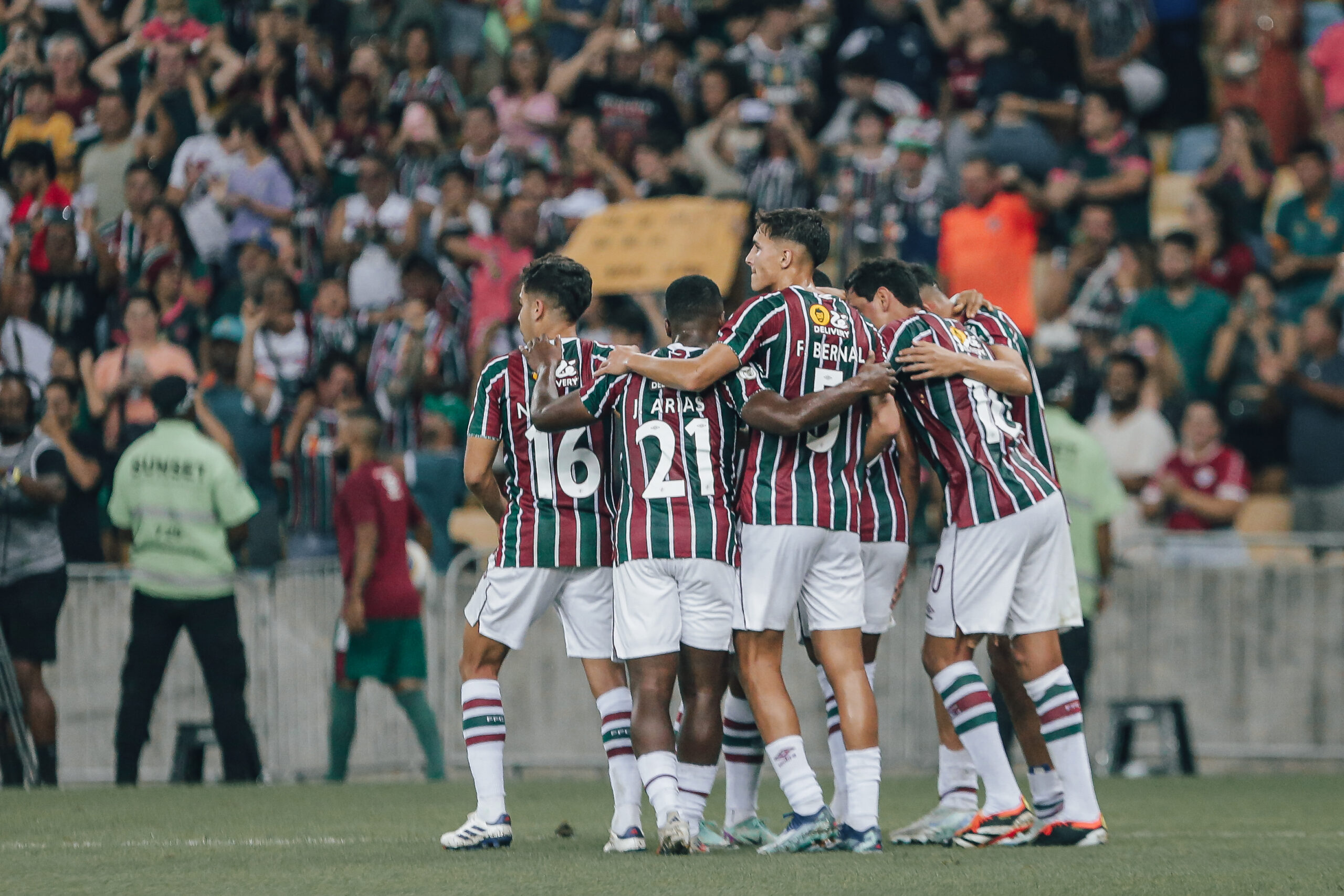 Jhon Arias em partida pelo Fluminense