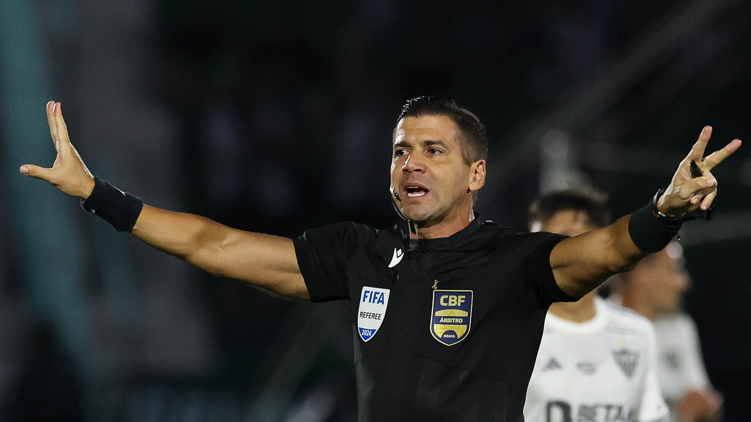 Bruno Arleu de Araújo será o árbitro do clássico entre Inter e Grêmio, no dia 19, no Beira-Rio — Foto: Cesar Greco/Palmeiras