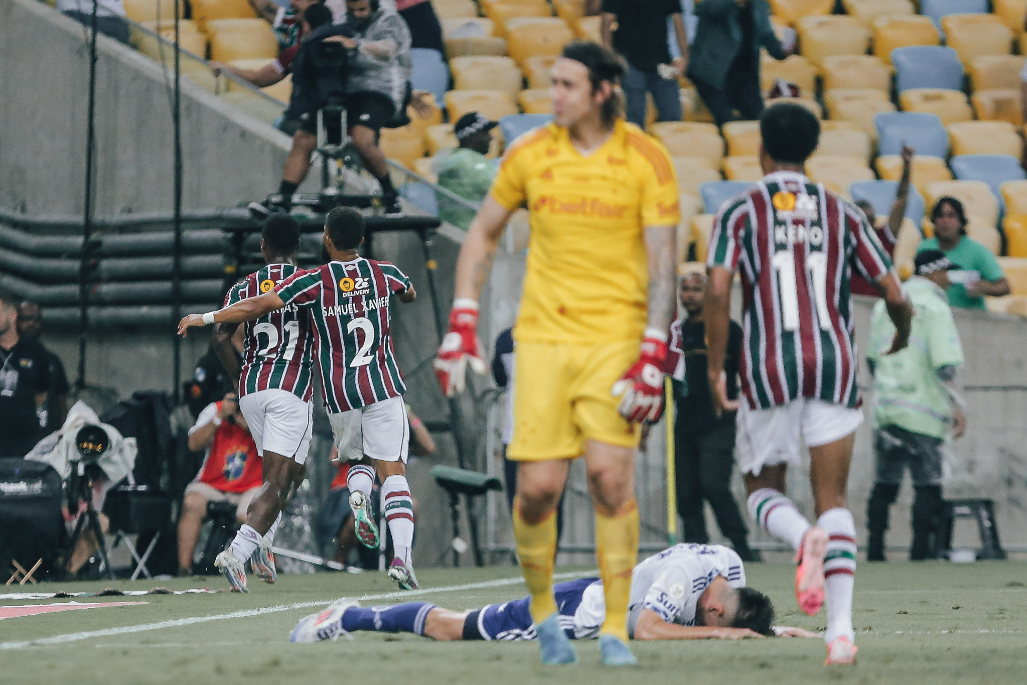 Fluminense bate o Cruzeiro e sai da zona de rebaixamento no Brasileirão — Foto: Lucas Merçon/Fluminense FC