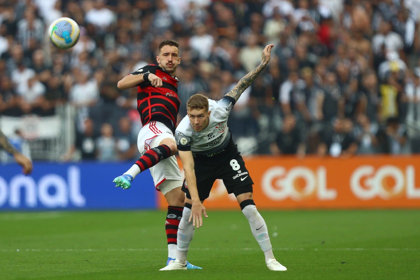 Flamengo x Corinthians se enfrentam no jogo de ida das semifinais da Copa do Brasil — Foto: Gilvan de Souza / CRF
