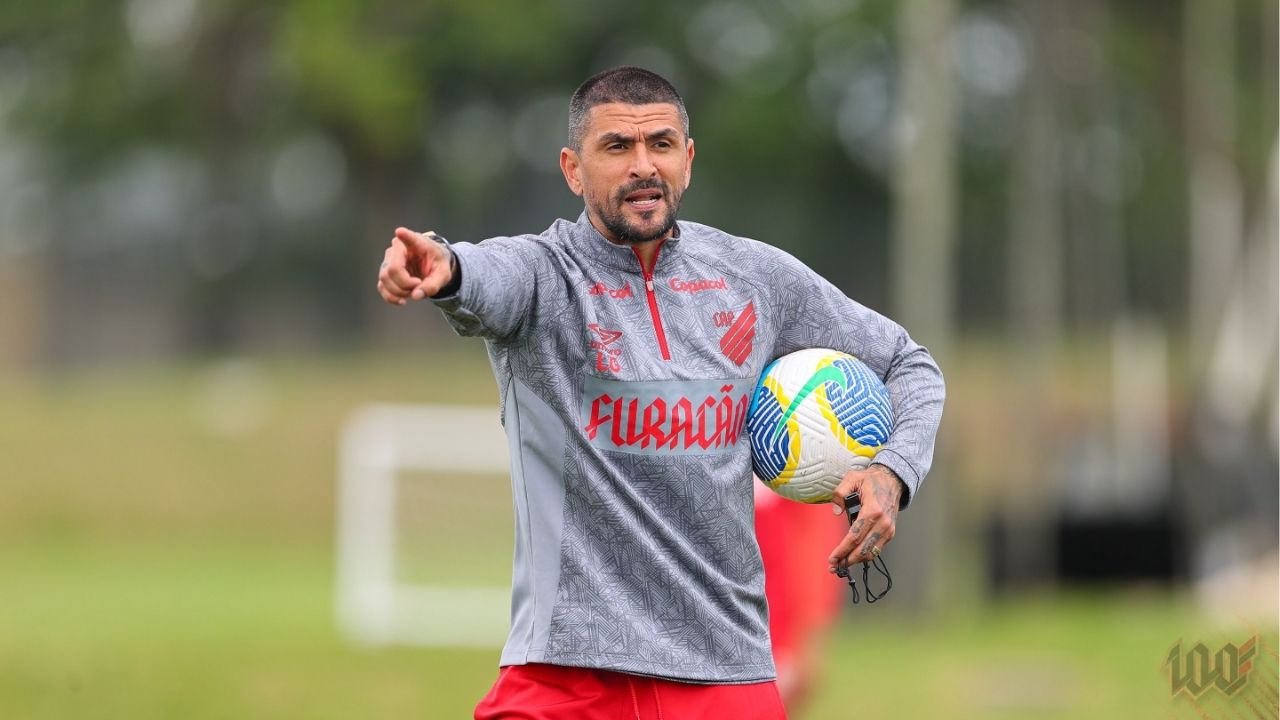 Athletico pode escapar do descenso em caso de vitória na Ligga Arena.