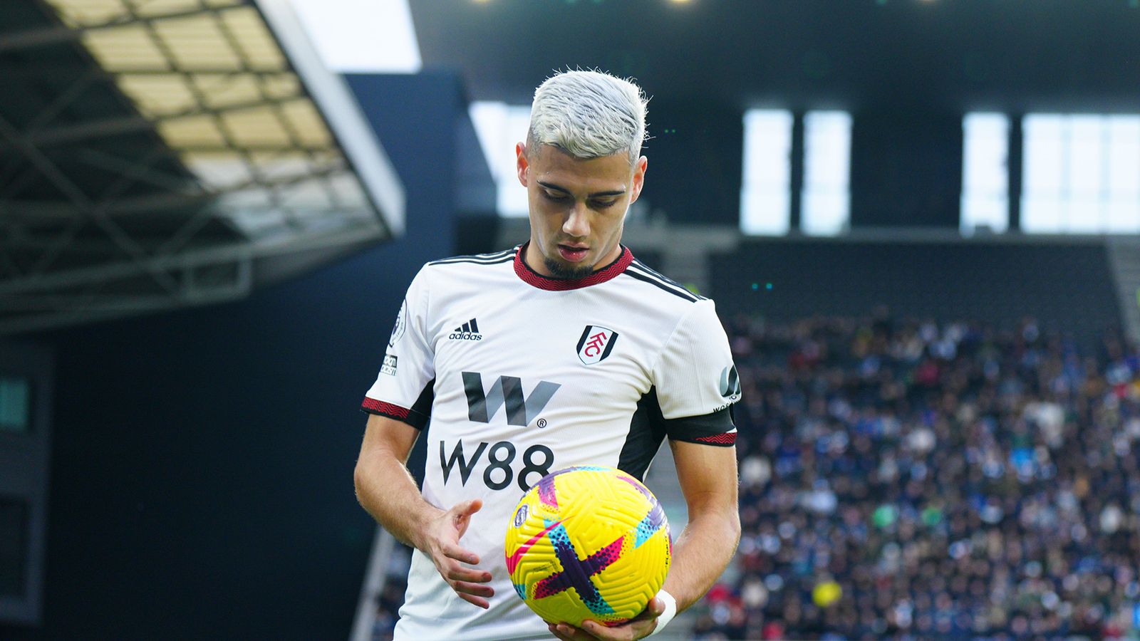 Palmeiras pode quebrar recorde do futebol sul-americano para comprar Andreas Pereira