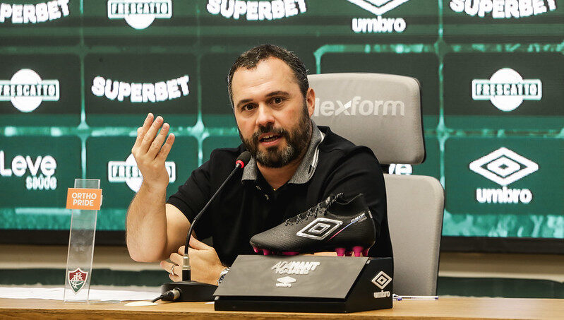 Fluminense considera contratar ex-treinador da equipe: Odair Hellmann