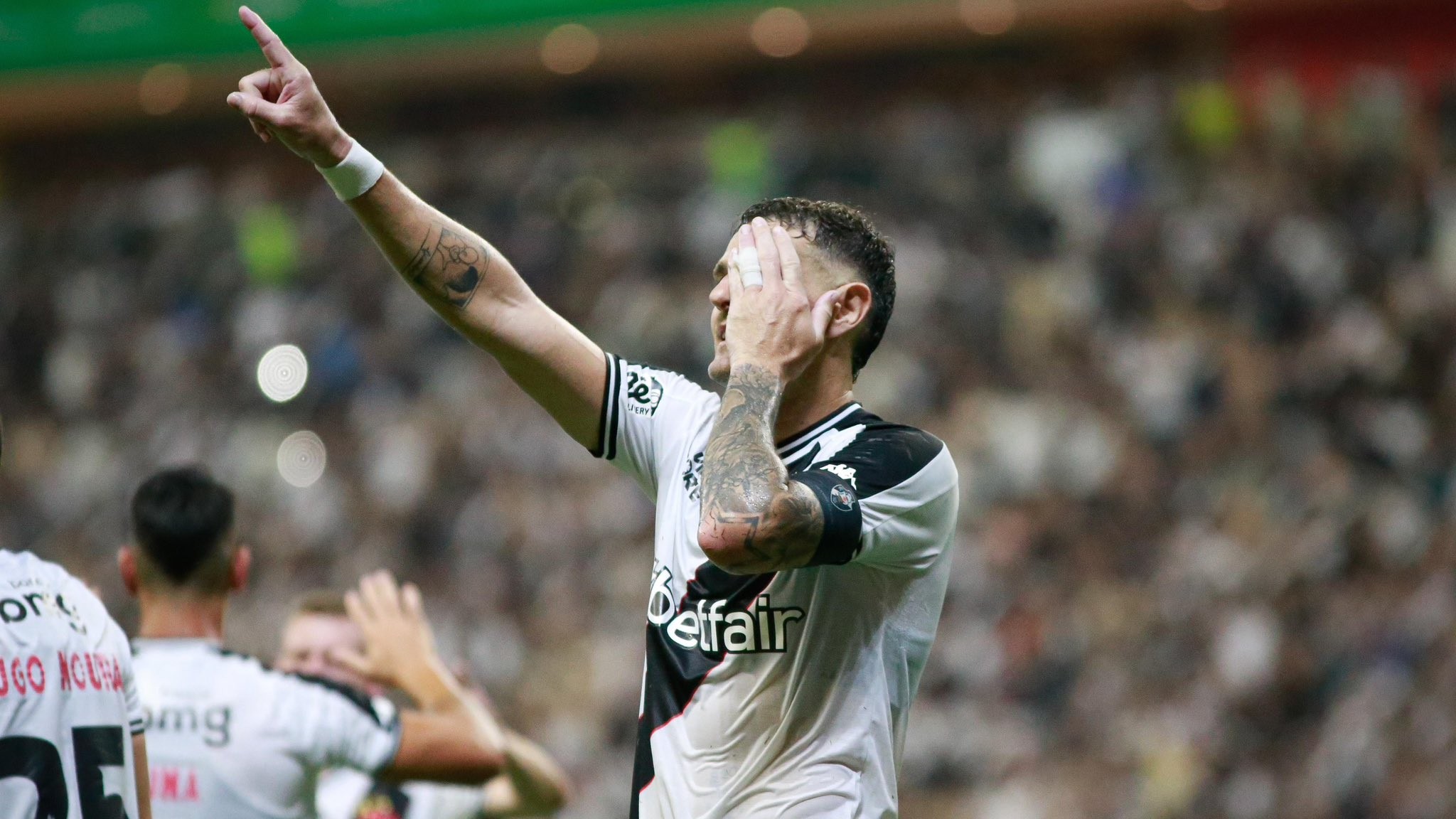 Vegetti começa o ano da mesma forma que terminou 2024: marcando pelo Vasco