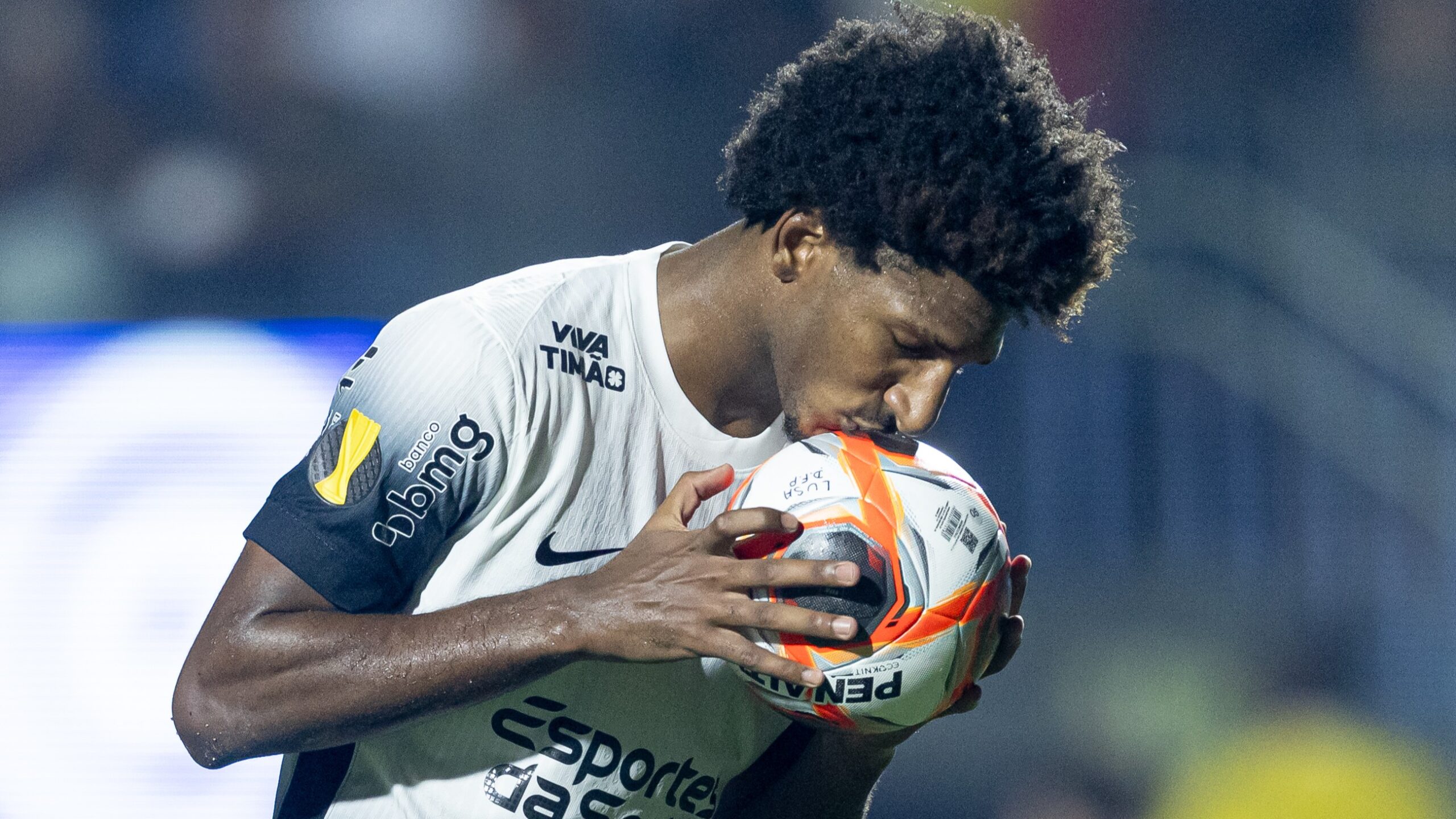 Corinthians quer manter Talles Magno e fará pagamento ao NY City