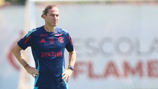 Filipe Luís pode deixar o Flamengo nos próximos dias.