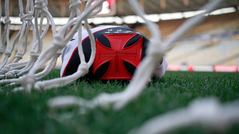 Vasco pode fazer Flamengo e Fluminense saírem do Maracanã