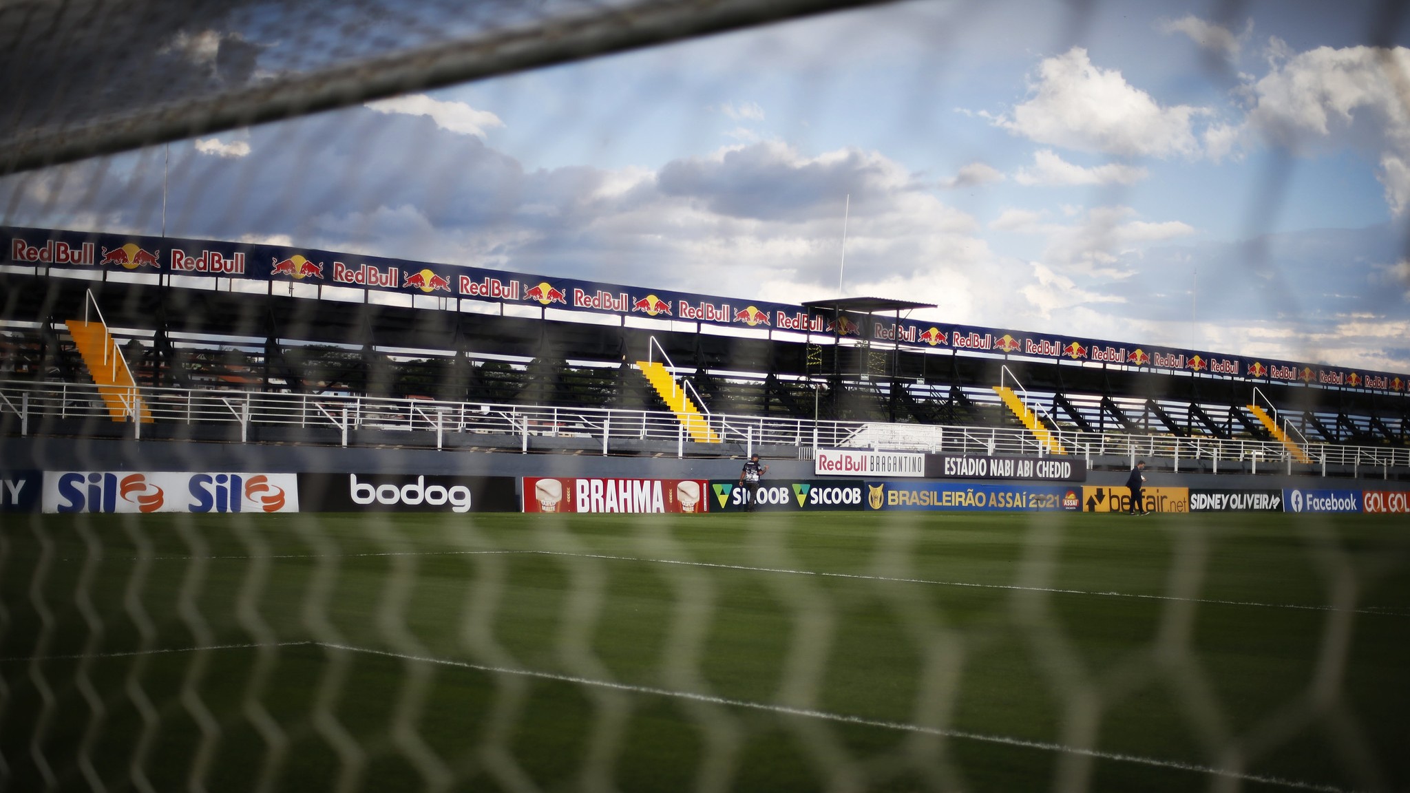 Bragantino e Cruzeiro fazem última partida do Nabizão antes das obras