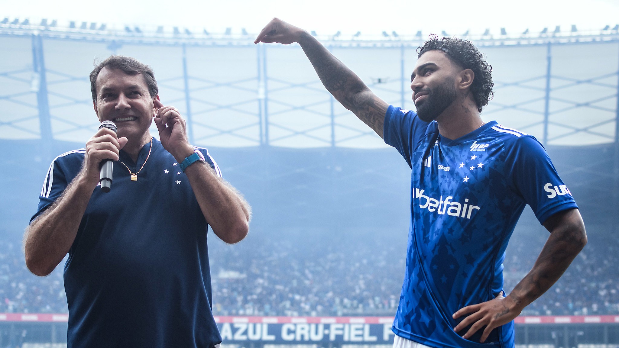 Dono do Cruzeiro afirma que não faria algumas contratações do clube