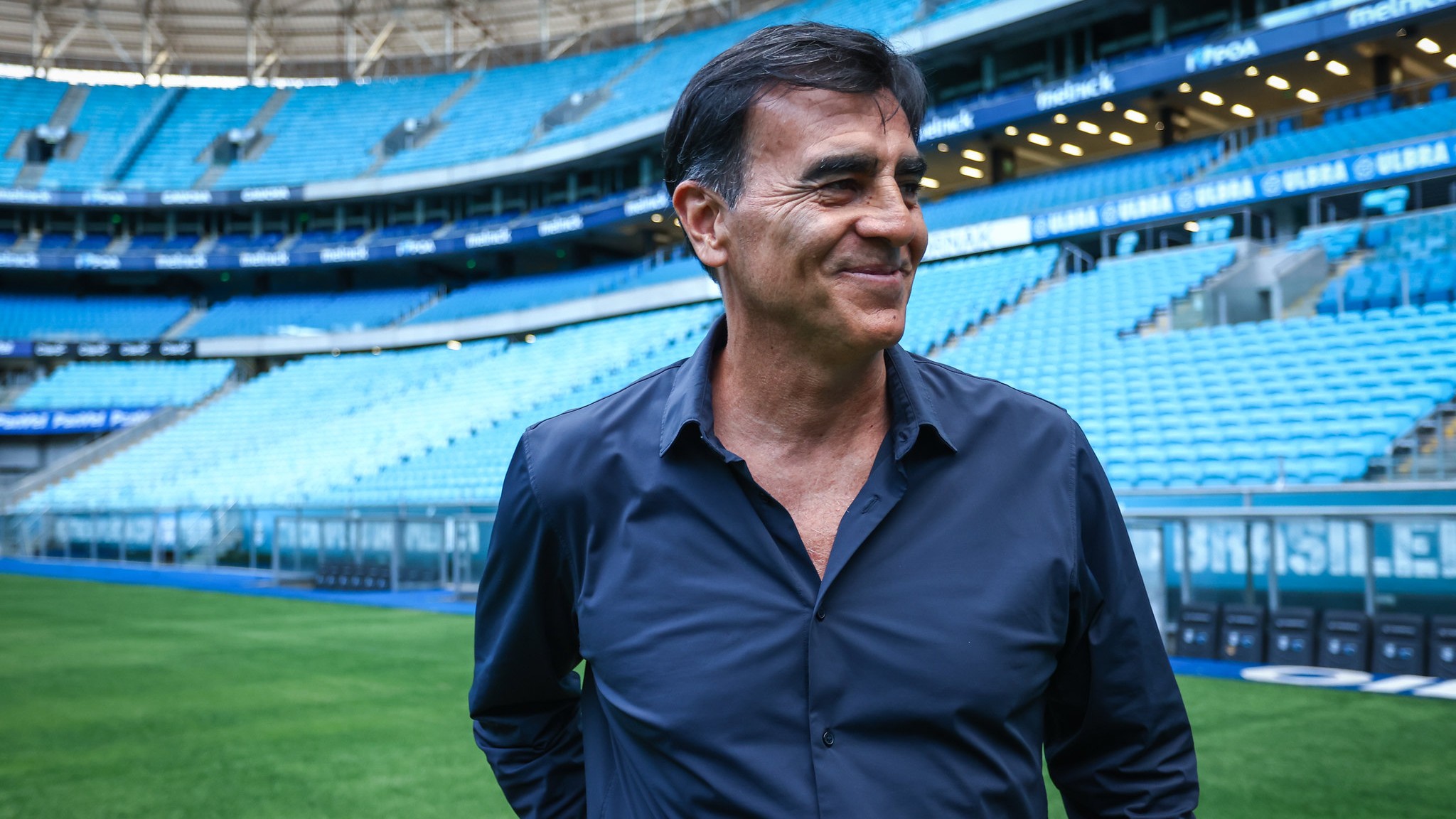 Gustavo Quinteros, ex-Grêmio, é alvo de gigante sul-americano para o Mundial de Clubes