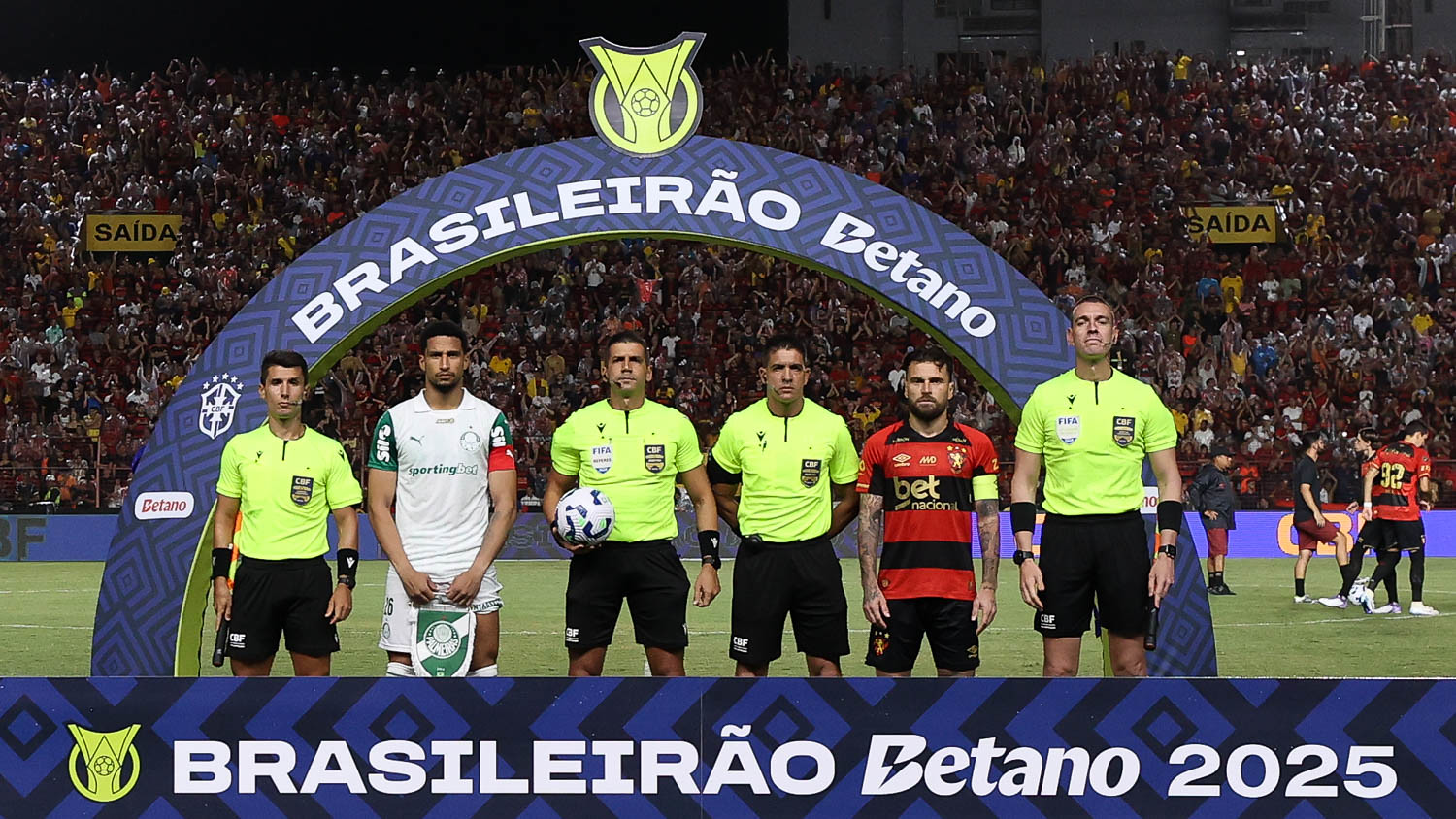 Sport vai ao STJD para protestar contra árbitros de derrota para o Palmeiras