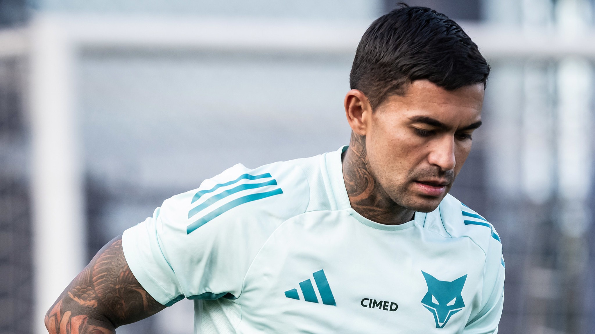 Dudu questiona decisão de técnico do Cruzeiro e clima esquenta