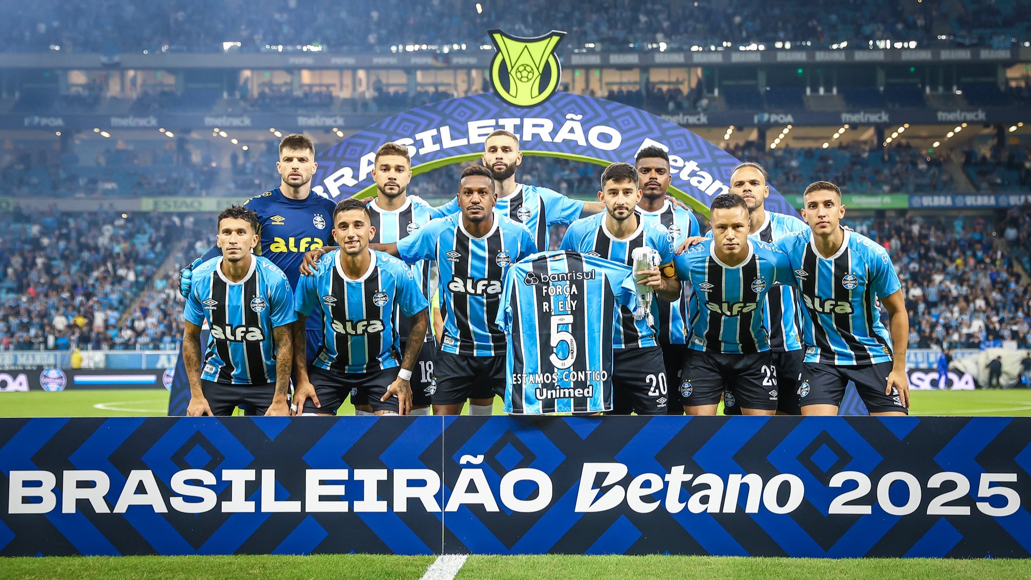 Sem vitórias há 3 jogos, Grêmio visita o Godoy Cruz com técnico novo