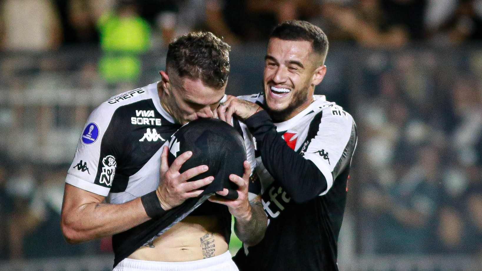 Vegetti decide em primeira vitória do Vasco na Sul-Americana