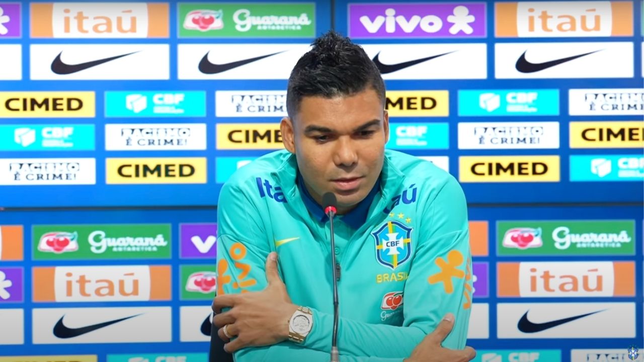 Casemiro concedeu entrevista coletiva neste domingo (Foto: Reprodução/CBF TV)